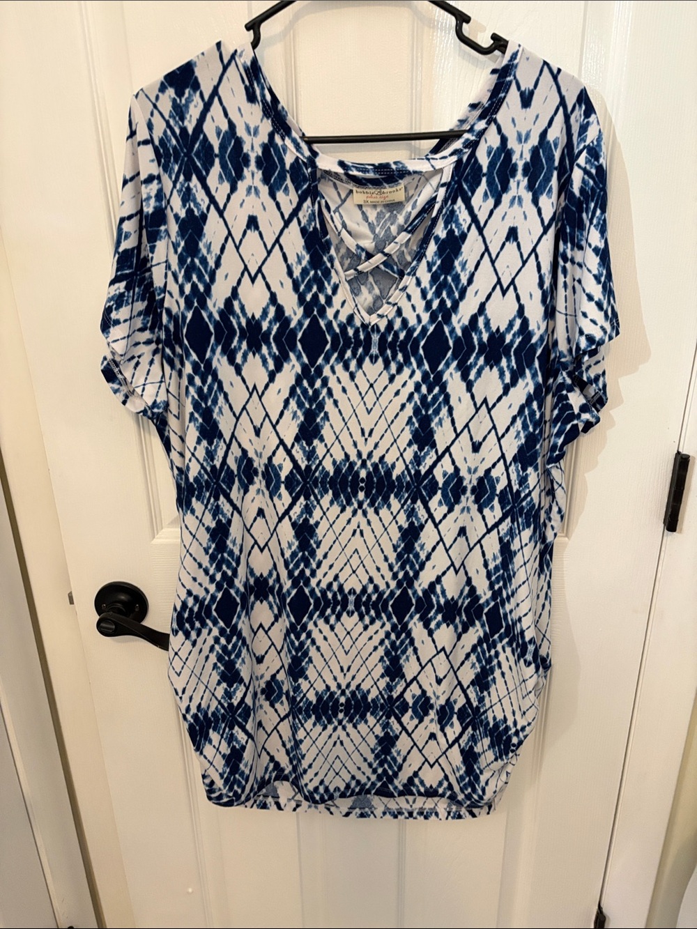 Bobbie Brooks Navy and White Crisscross V-Neck Short Sleeve Top